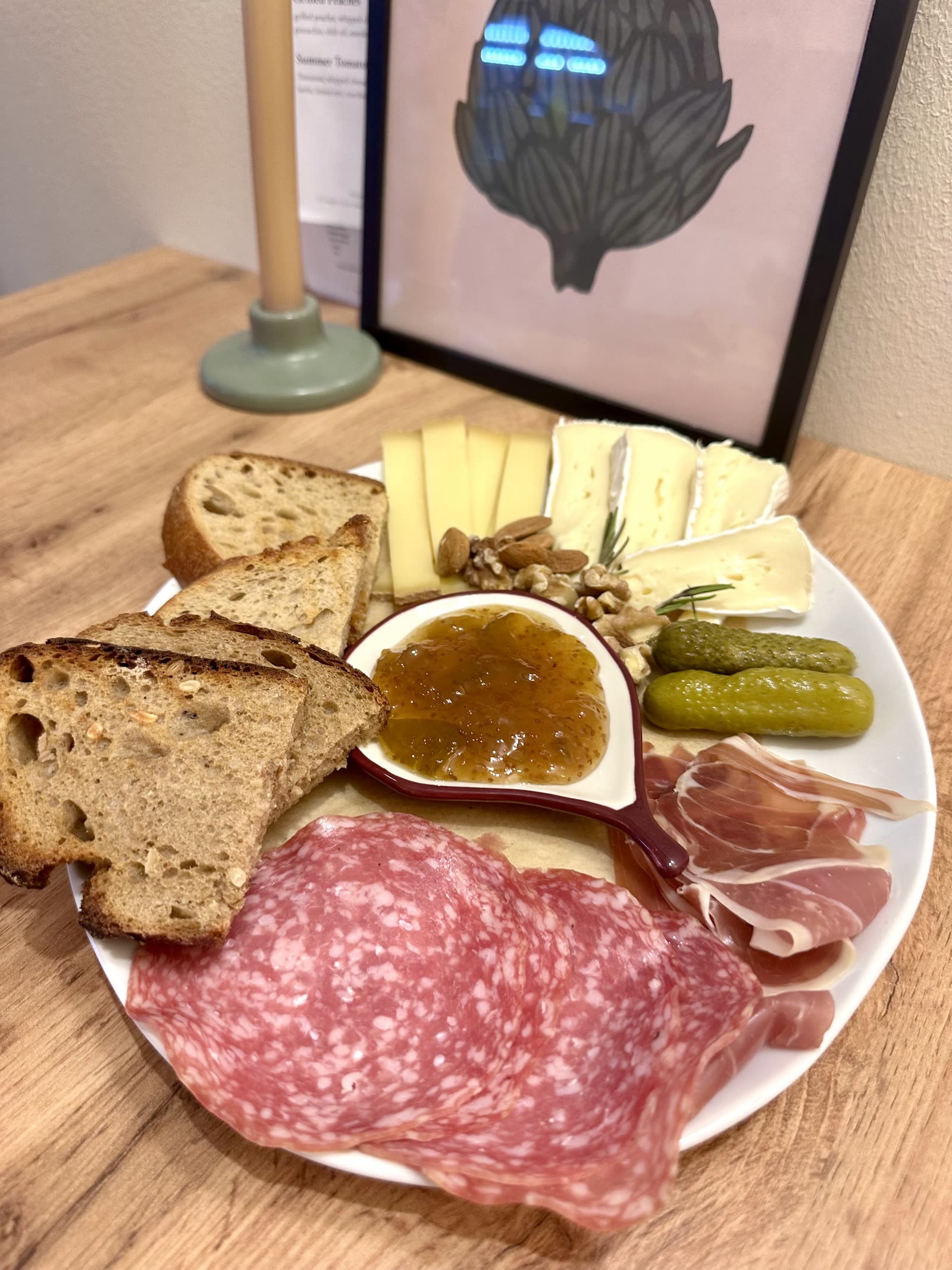 Käse und Aufschnitt